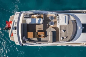 rent a yacht in majorca flybridge aerial